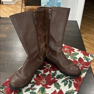 Sorel Brown suede and leather girl’s boots
